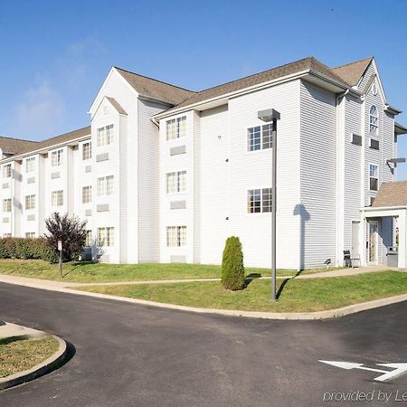 Microtel Inn & Suites By Wyndham Pittsburgh Airport Robinson Township Extérieur photo
