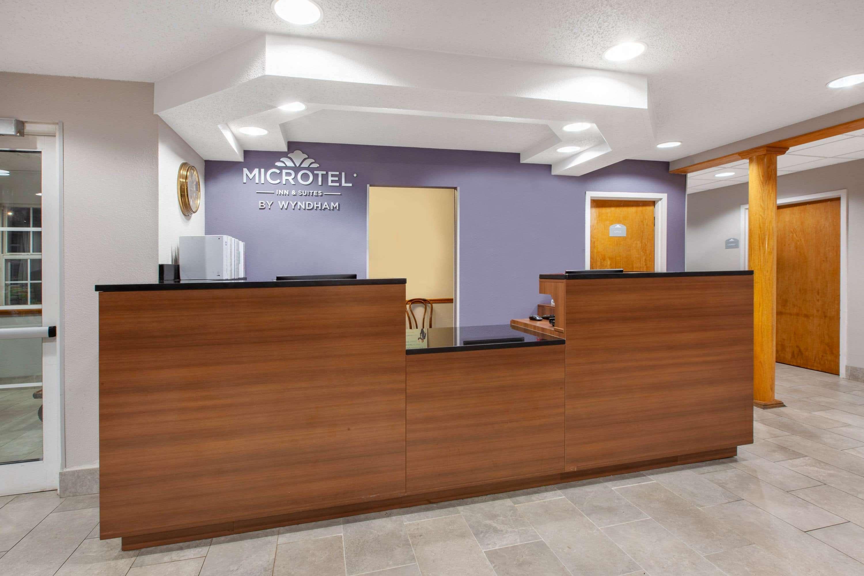 Microtel Inn & Suites By Wyndham Pittsburgh Airport Robinson Township Extérieur photo