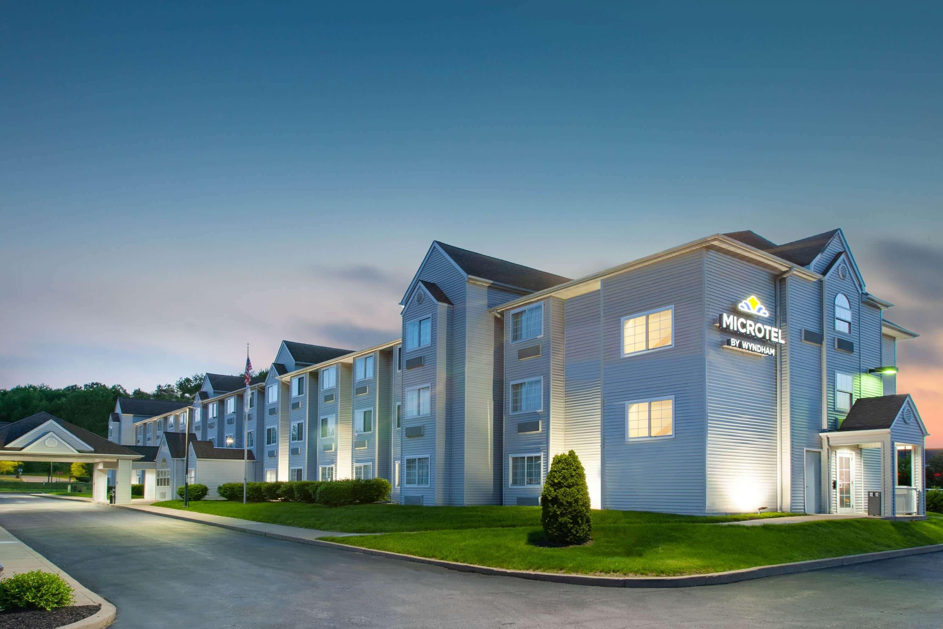 Microtel Inn & Suites By Wyndham Pittsburgh Airport Robinson Township Extérieur photo