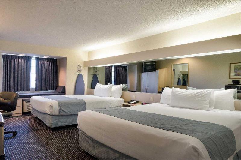 Microtel Inn & Suites By Wyndham Pittsburgh Airport Robinson Township Extérieur photo