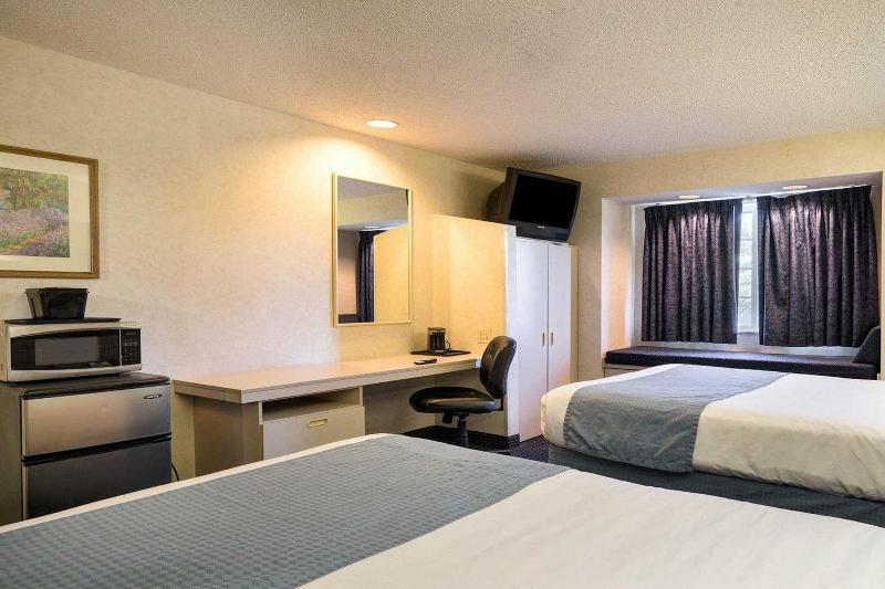 Microtel Inn & Suites By Wyndham Pittsburgh Airport Robinson Township Extérieur photo