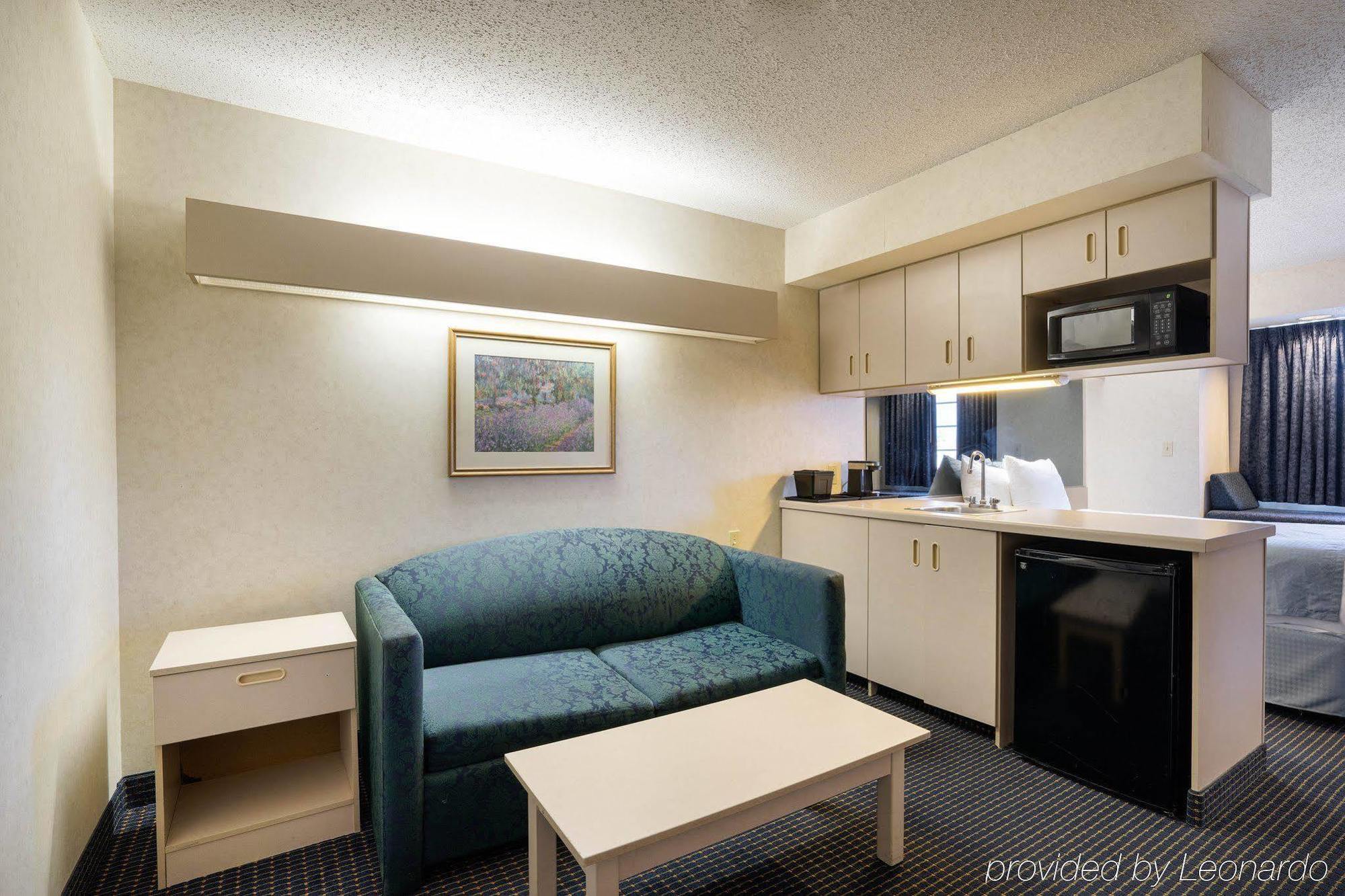 Microtel Inn & Suites By Wyndham Pittsburgh Airport Robinson Township Extérieur photo